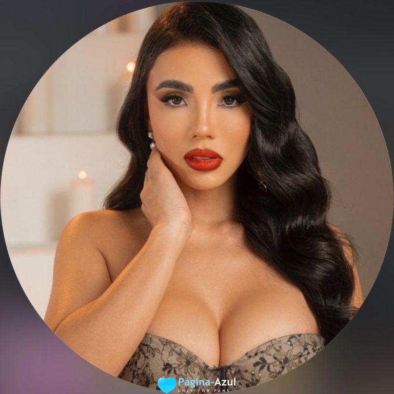 karina-garcia-pagina-azul