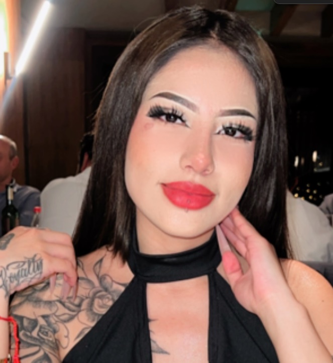 Avril-vives-pagina-azul